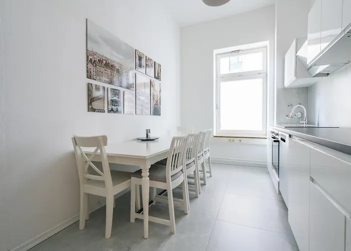 Apartment Goldhafen Premium Am Elbkanal