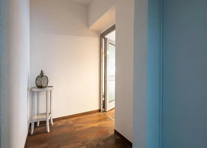 Goldhafen Premium Am Elbkanal Apartament *