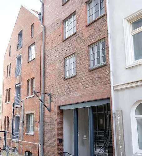 Goldhafen Premium Am Elbkanal Apartament